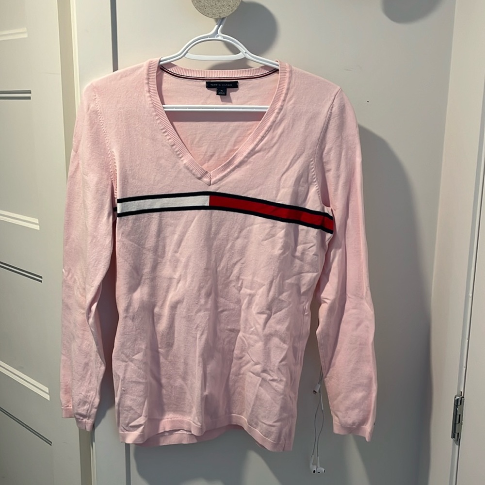 Tommy Hilfiger - Size Medium Long sleeve sweater